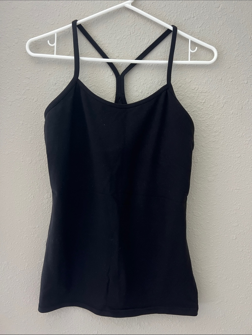 Lululemon Women’s Black Racerback Tank Top - Sleek Everyday Layering